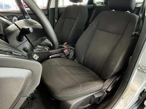 Used 2016 Ford Focus S image 9