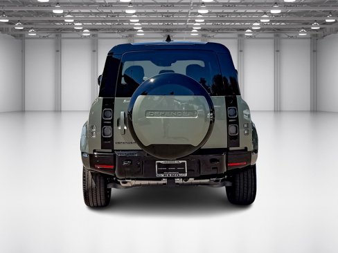 New 2025 Land Rover Defender 110 X image 4