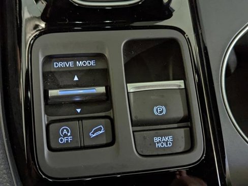 Certified 2025 Honda Pilot Sport image 22