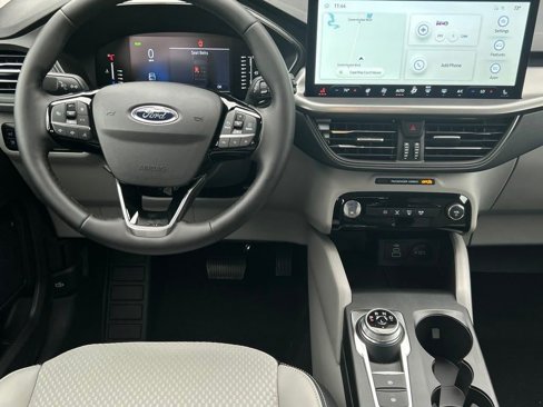 New 2024 Ford Escape SE image 9