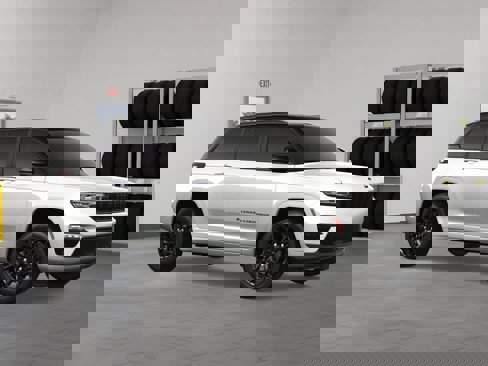 New 2025 Jeep Grand Cherokee Summit image 7