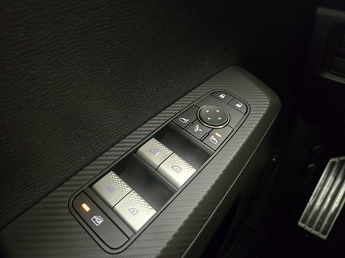 New 2025 Mitsubishi Outlander SEL image 31