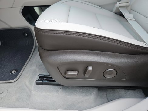New 2026 GMC Acadia Denali w/ Super Cruise Package image 19