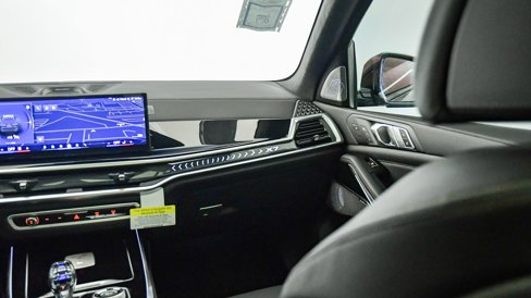 New 2026 BMW ALPINA XB7 image 21