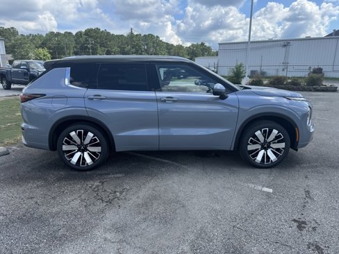 New 2025 Mitsubishi Outlander SEL image 8