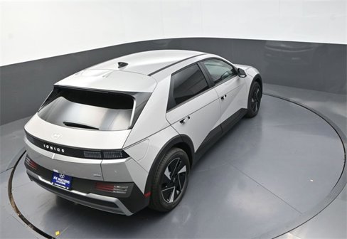 New 2025 Hyundai Ioniq 5 SE image 28