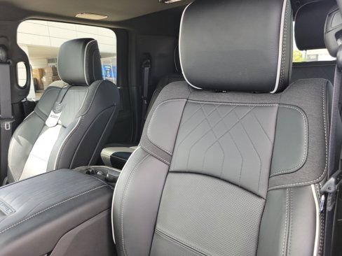 New 2026 RAM 2500 Limited image 16