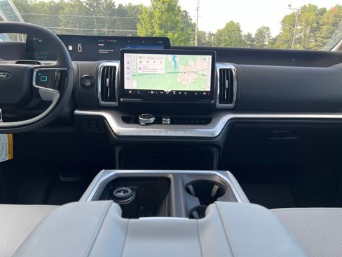 New 2025 Ford Expedition Max Platinum image 20