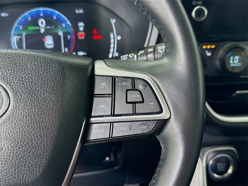 Used 2024 Toyota Grand Highlander XLE image 23