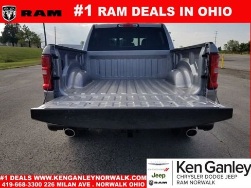 New 2026 RAM 1500 4x4 Crew Cab image 7