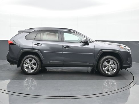 Used 2023 Toyota RAV4 XLE image 7