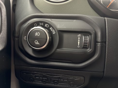 New 2025 Jeep Gladiator Mojave image 24