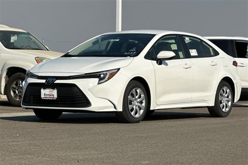 New 2025 Toyota Corolla LE image 8