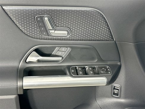 New 2026 Mercedes-Benz GLA 250 image 18