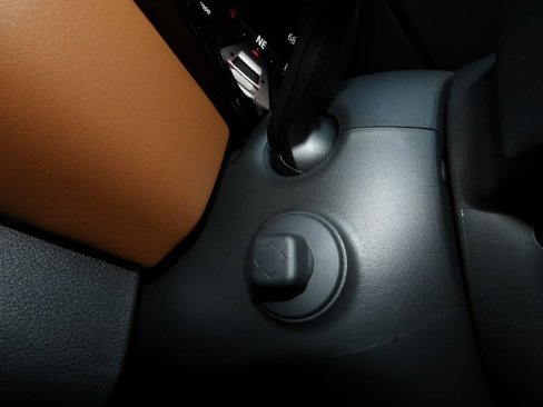 Certified 2023 Nissan Pathfinder Platinum image 46