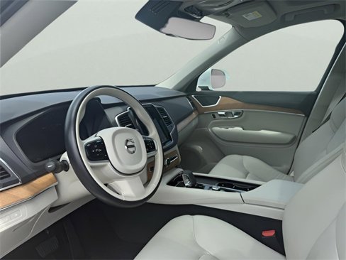 Used 2022 Volvo XC90 T8 Inscription Expression w/ Climate Package image 15