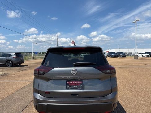New 2026 Nissan Rogue S image 3