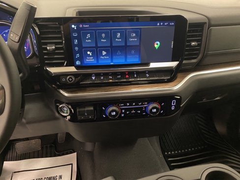 New 2026 Chevrolet Silverado 3500 LT image 9