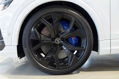 Used 2023 Audi RS Q8 w/ Black Optic Package image 27