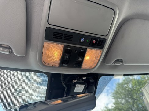 Used 2019 Honda Odyssey Elite image 26