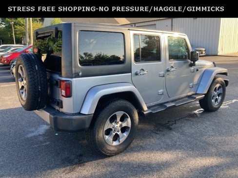 Used 2017 Jeep Wrangler Unlimited Sahara image 3