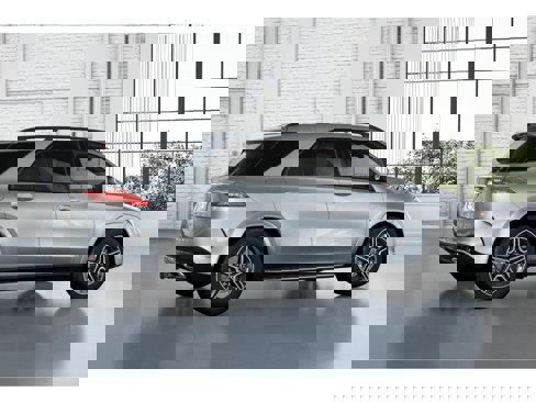 New 2026 Mercedes-Benz GLE 450e 4MATIC image 18