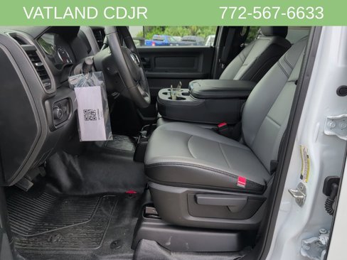New 2026 RAM 3500 Tradesman w/ Chrome Appearance Group image 29