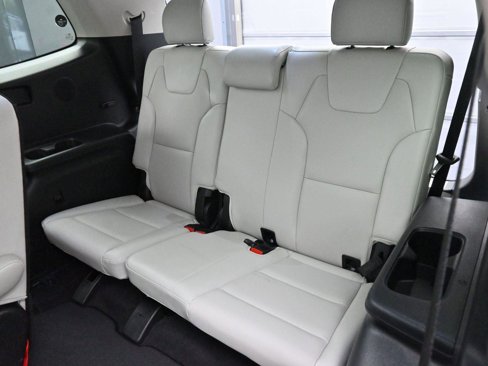 Used 2021 Kia Telluride SX w/ SX Prestige Package image 37