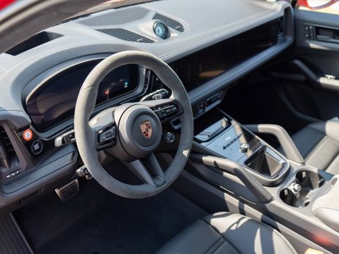 New 2026 Porsche Cayenne GTS image 4