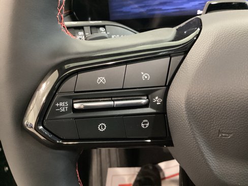 New 2026 Chevrolet Traverse RS image 14