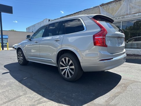 Certified 2025 Volvo XC90 B5 Plus image 2