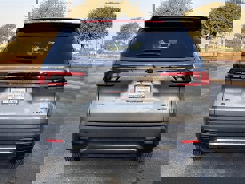 New 2026 Toyota Grand Highlander Limited image 6