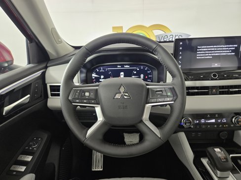 New 2025 Mitsubishi Outlander SEL image 14