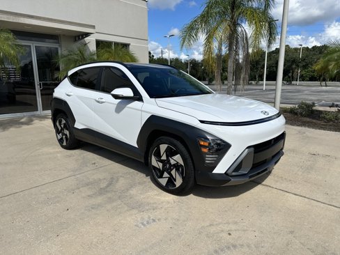 Used 2025 Hyundai Kona Limited image 1