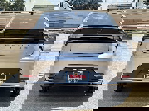 New 2026 Toyota Prius Plug-In Hybrid image 4