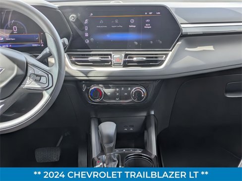 Used 2024 Chevrolet TrailBlazer LT image 25