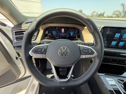 New 2025 Volkswagen Atlas SE image 18
