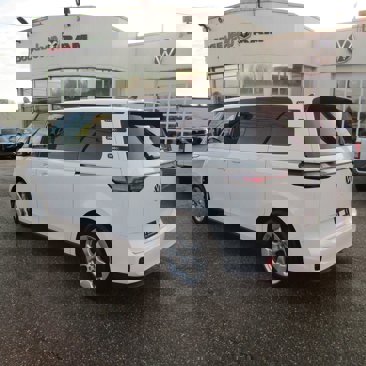 New 2025 Volkswagen ID. Buzz Pro S image 2