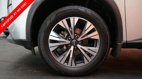 Used 2023 Nissan Rogue SV w/ SV Premium B Package image 75