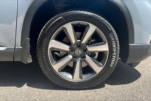 Used 2025 Honda Pilot Elite image 35