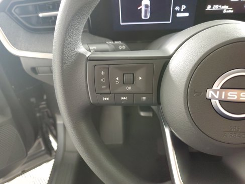 New 2026 Nissan Kicks SV image 23