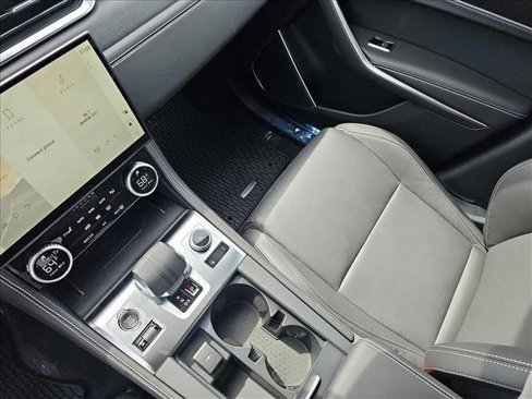 New 2026 Jaguar F-PACE R-Dynamic S image 25