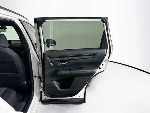 Used 2025 Honda CR-V Sport image 30