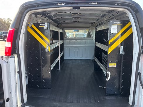 Used 2020 Chevrolet Express 2500 w/ Driver Convenience Package image 14