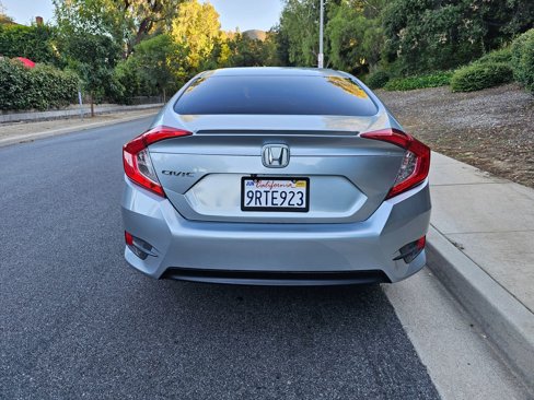 Used 2018 Honda Civic LX image 4