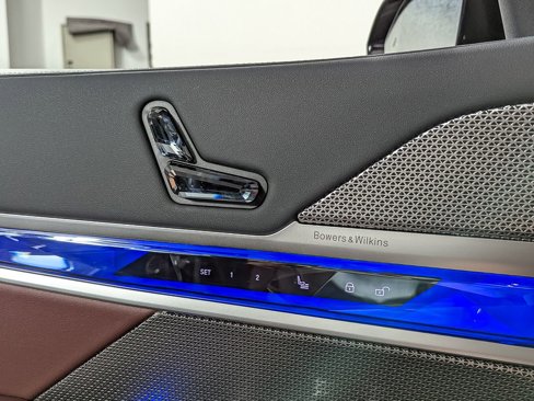 New 2026 BMW 740i xDrive image 11
