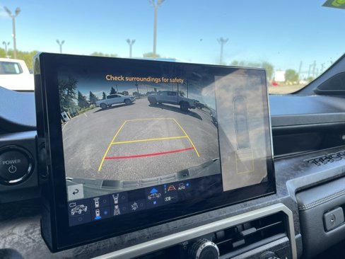 Used 2024 Toyota Tacoma Limited image 18