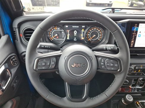 New 2025 Jeep Gladiator Rubicon image 14