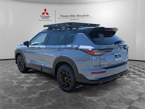 New 2025 Mitsubishi Outlander Trail Edition image 7