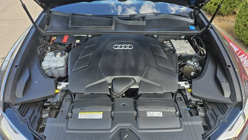 Used 2019 Audi Q8 Premium Plus image 17